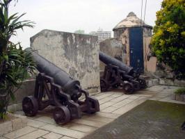 Guia Fort Observatory